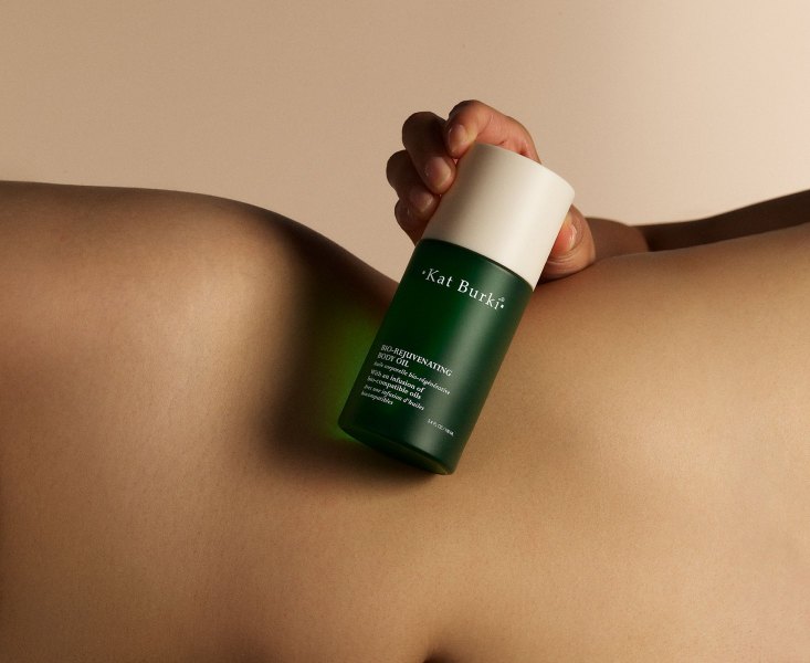 02_katburki_bodyoil_holiday25_Hero_Alt_1_V3_RGB_QC_FINAL