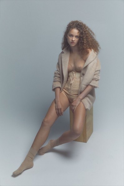 JM_AMICA_09_042_V2_UC