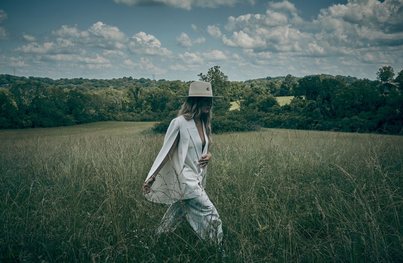 JM_LW_FLAUNT_08_418_V2_SRGB_WEB_QC_FInals